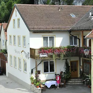 Holzapfel Essing